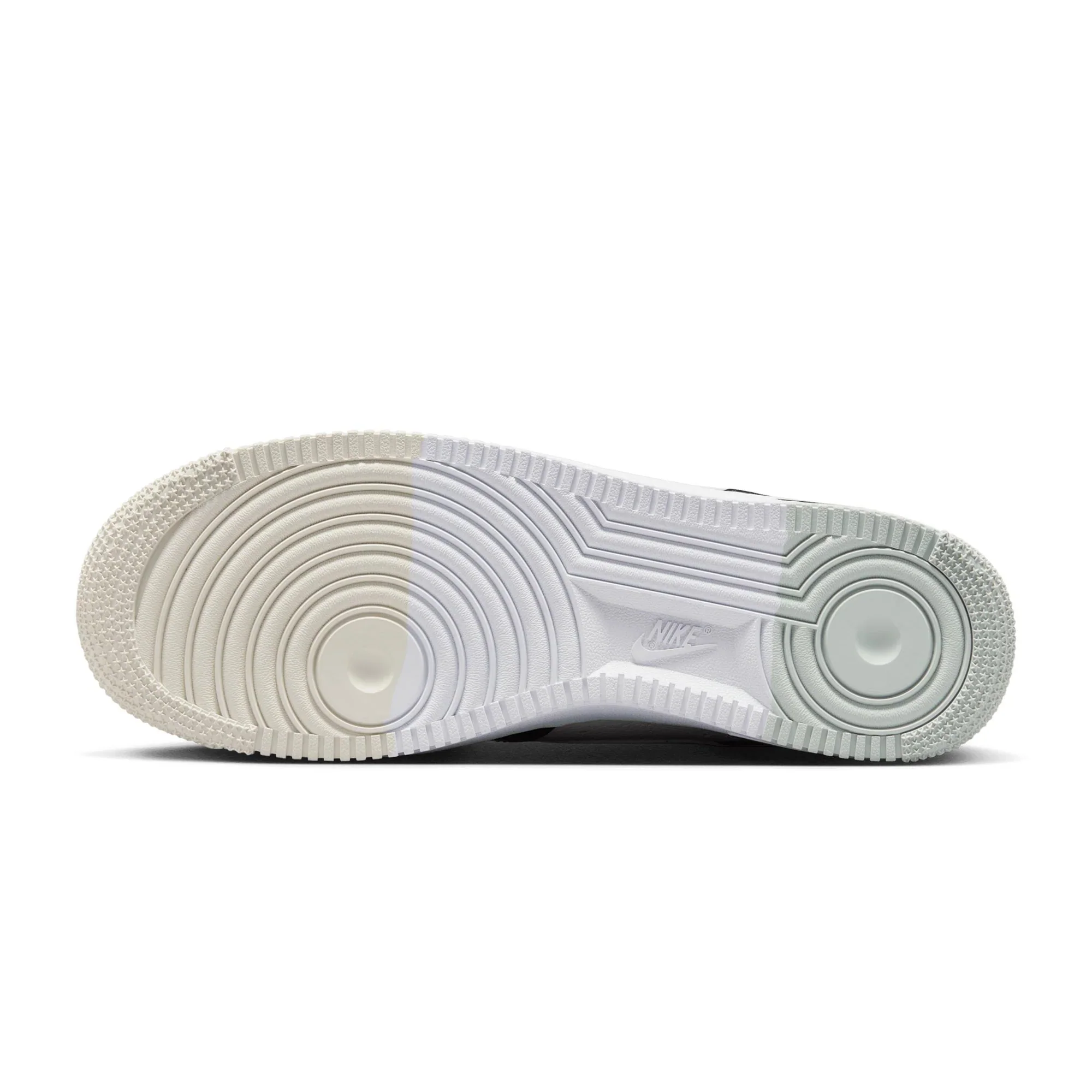 Air Force 1 Low 07 LV8 Lifestyle Shoes - Image 7