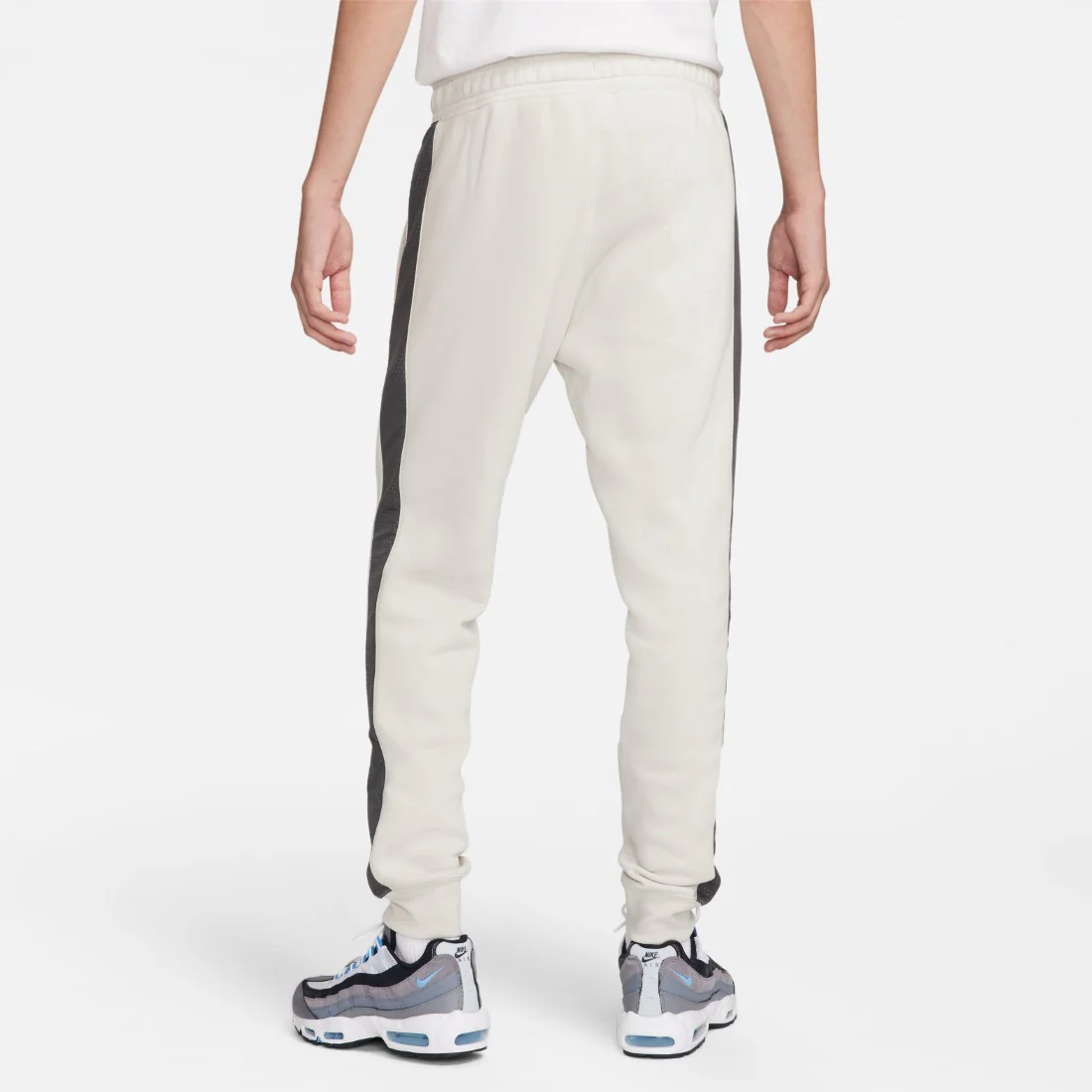 Sportswear Fleece Jogger - Image 2