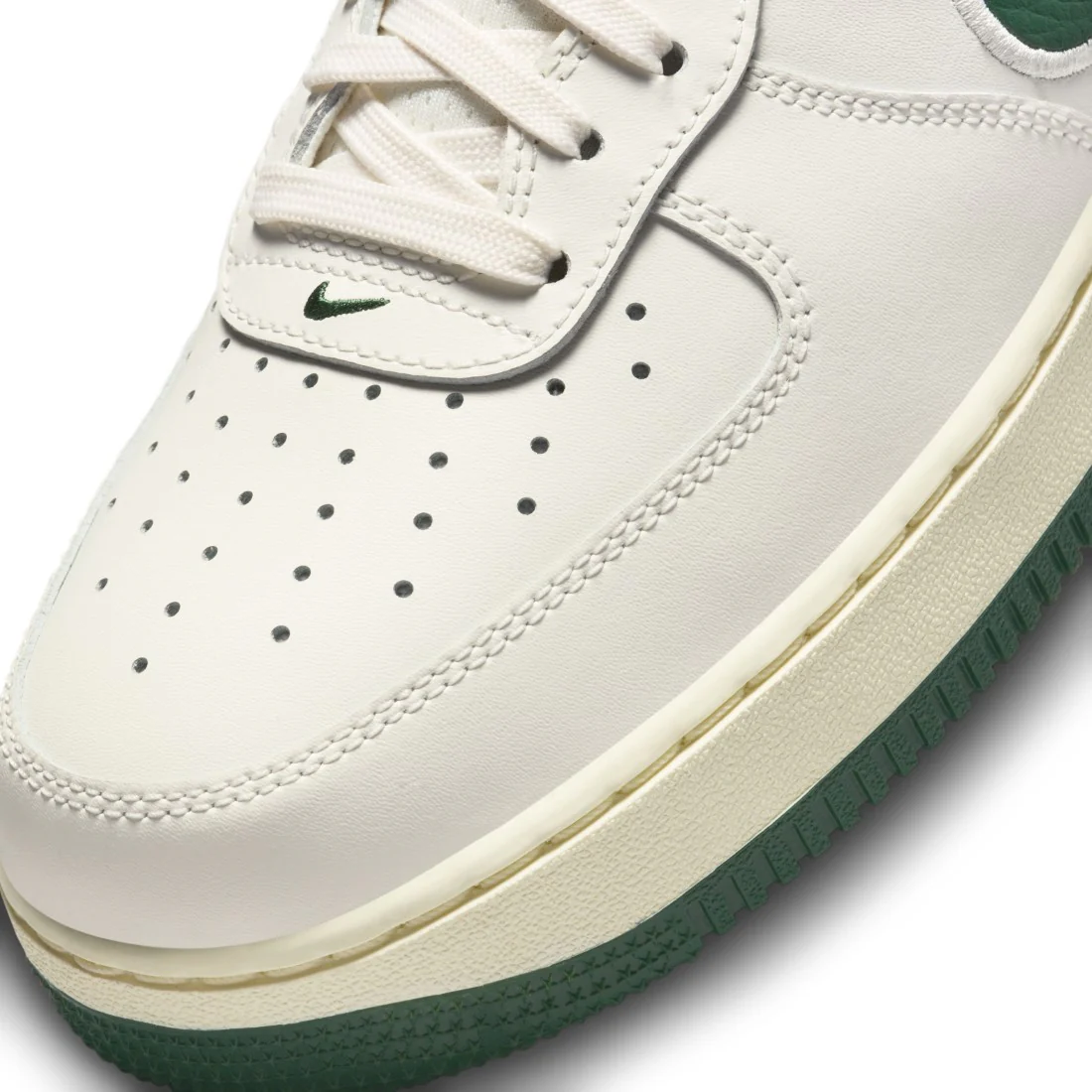 Air Force 1 07 Fl Lifestyle Shoes - Image 7