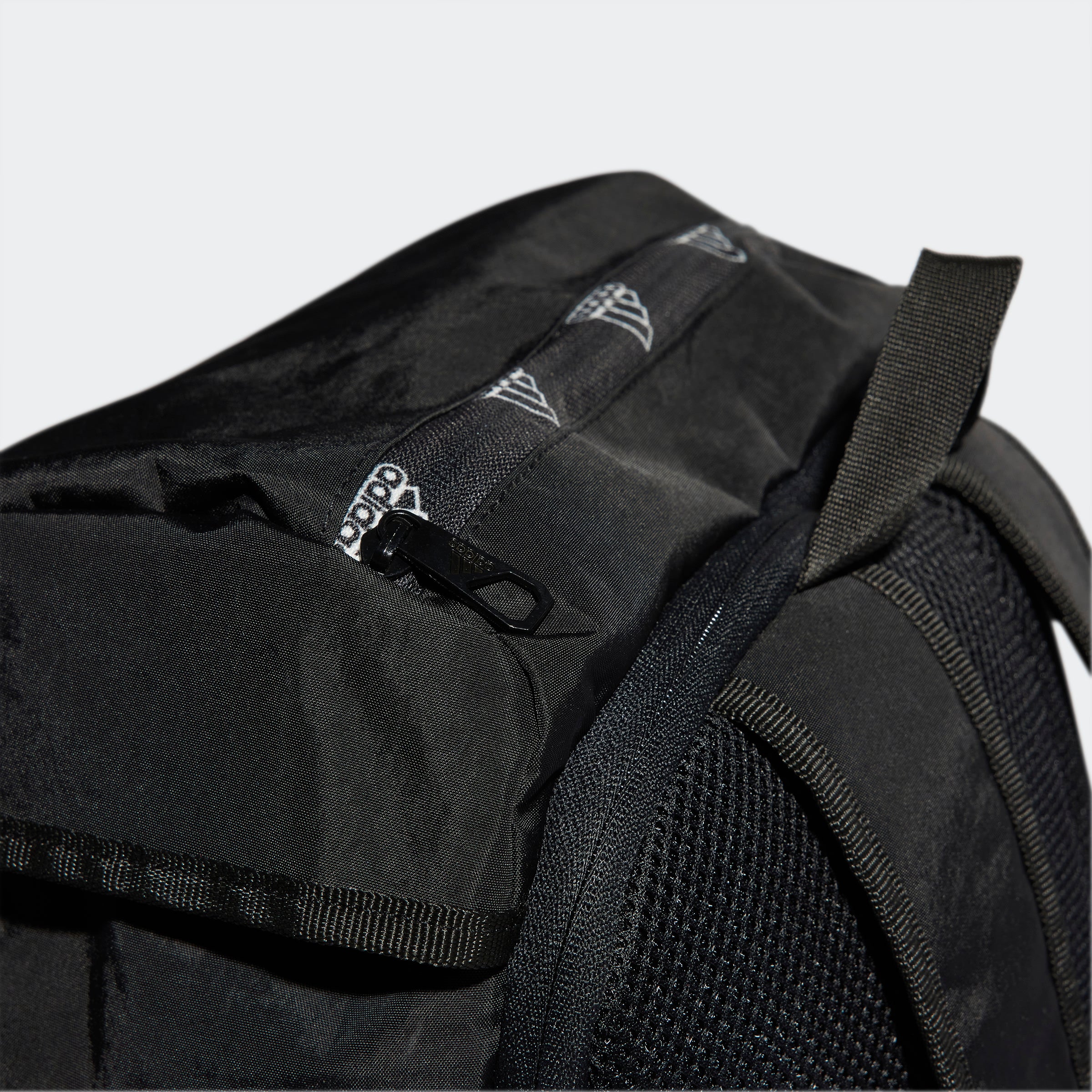 4ATHLTS Camper Backpack - Image 4