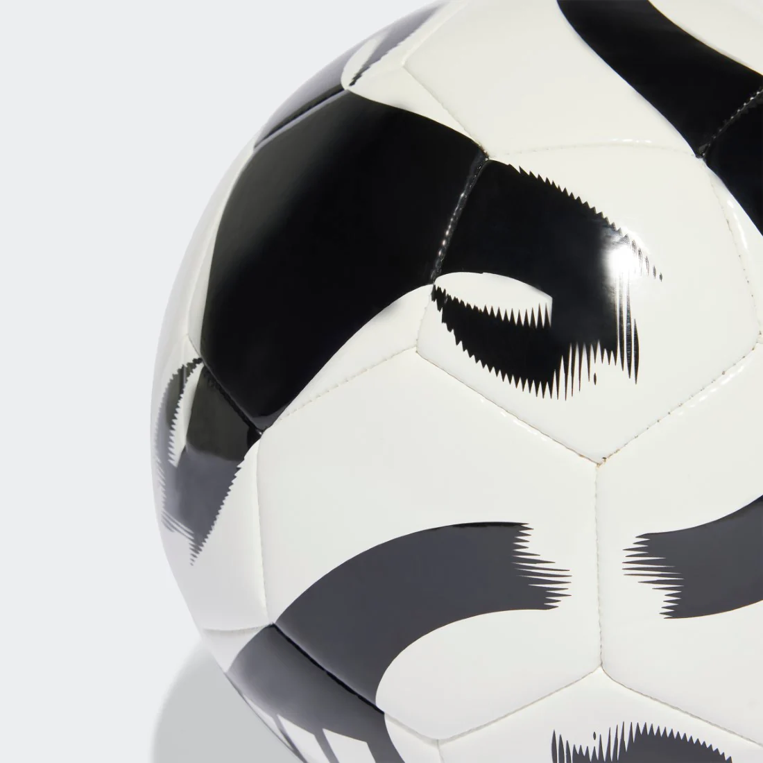 Tiro Club Football - Image 4