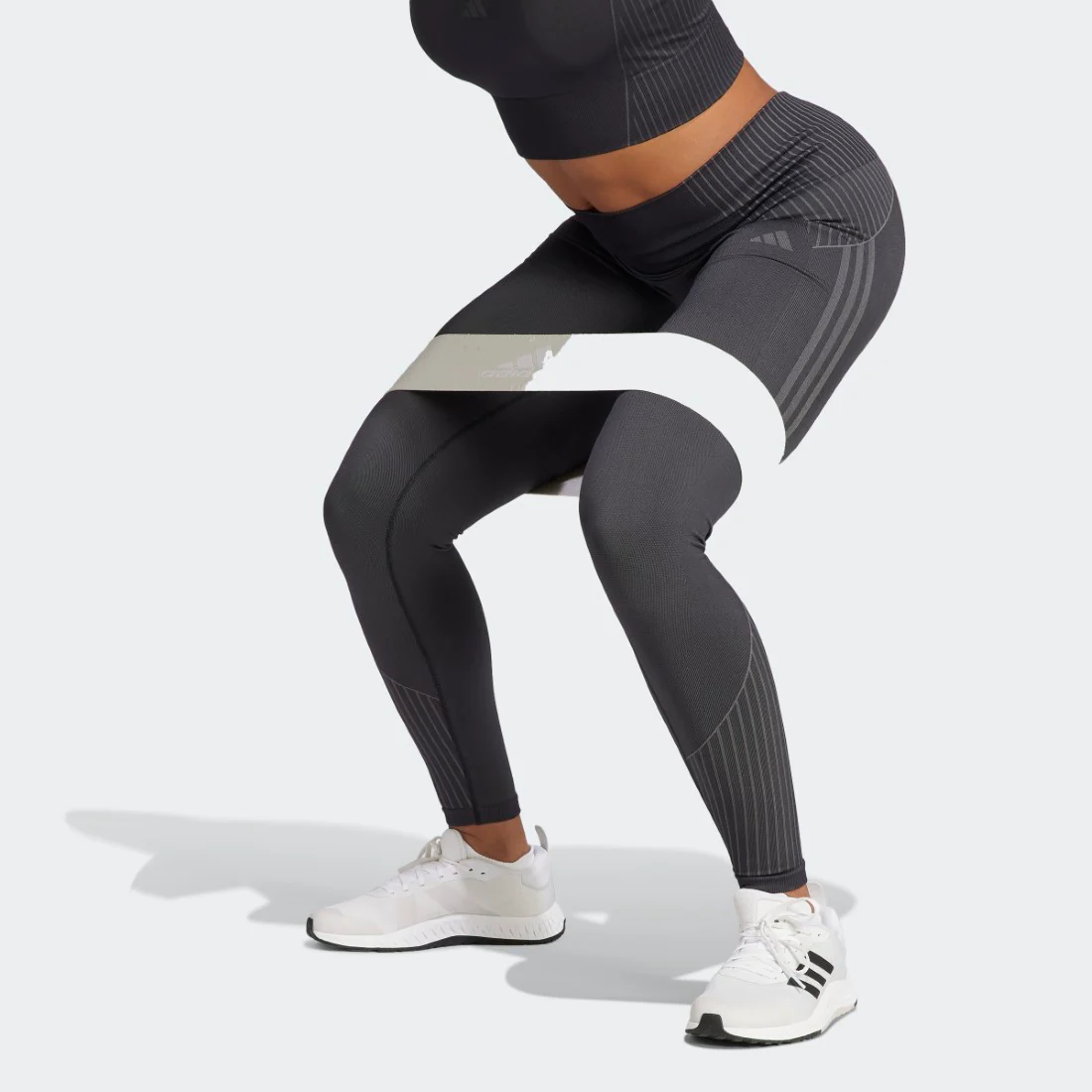 Seamless Branded 7/8 Leggings - Image 5