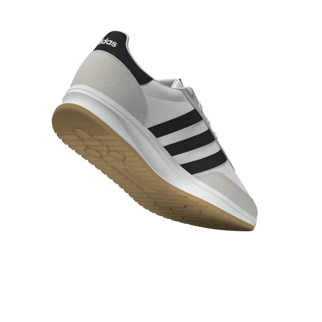 Run 72 Shoes - Image 13