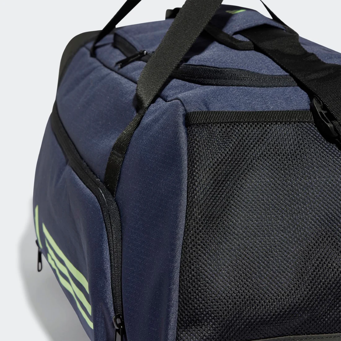 Essentials 3-Stripes Duffel Bag Medium - Image 6