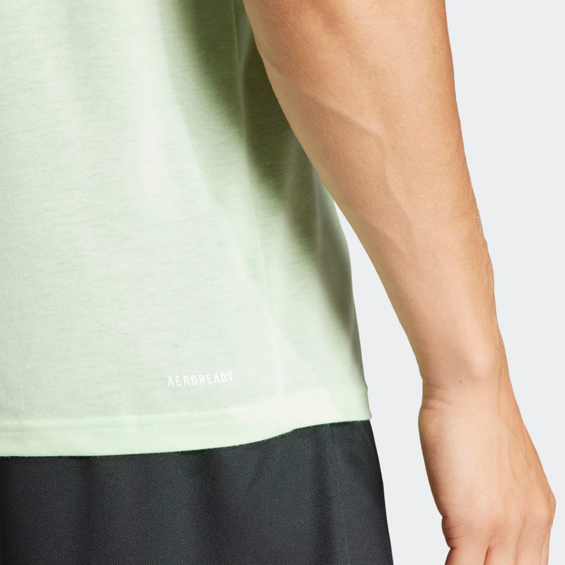 Train Essentials Feelready Logo Training T-Shirt - Image 5