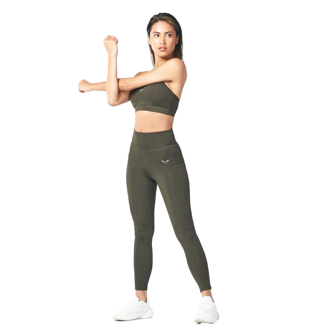 Essential Cropped Leggings - Image 6