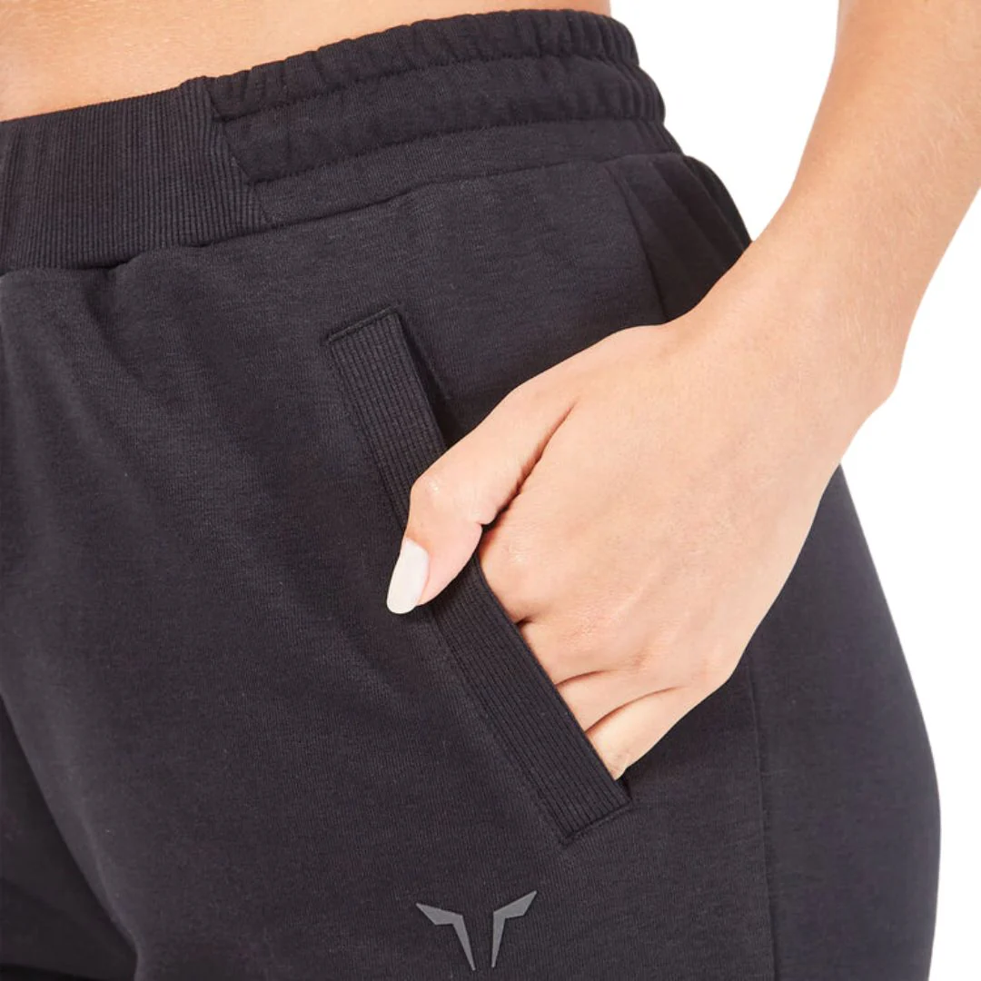 Essential Relaxed Pants - Image 5
