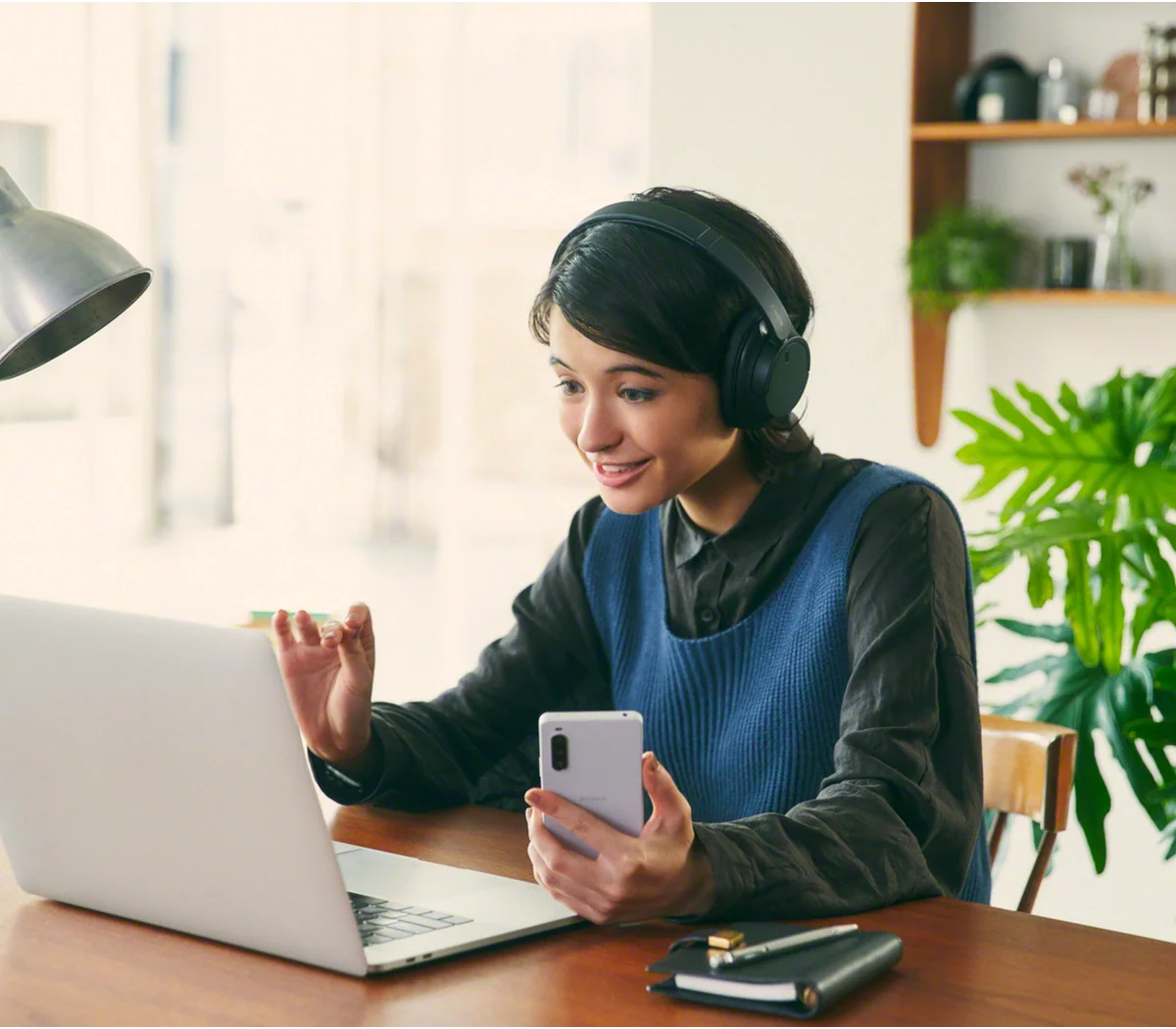 WH-CH720N Wireless Noise Canceling Headphone - Image 8