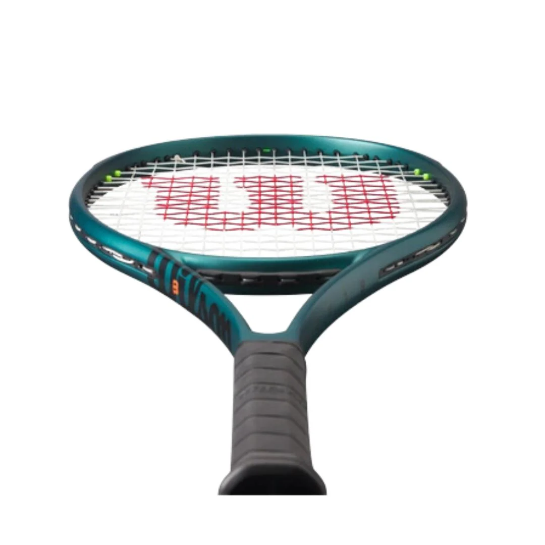 Blade 101L V9 Unstrung Tennis Racket - Image 3