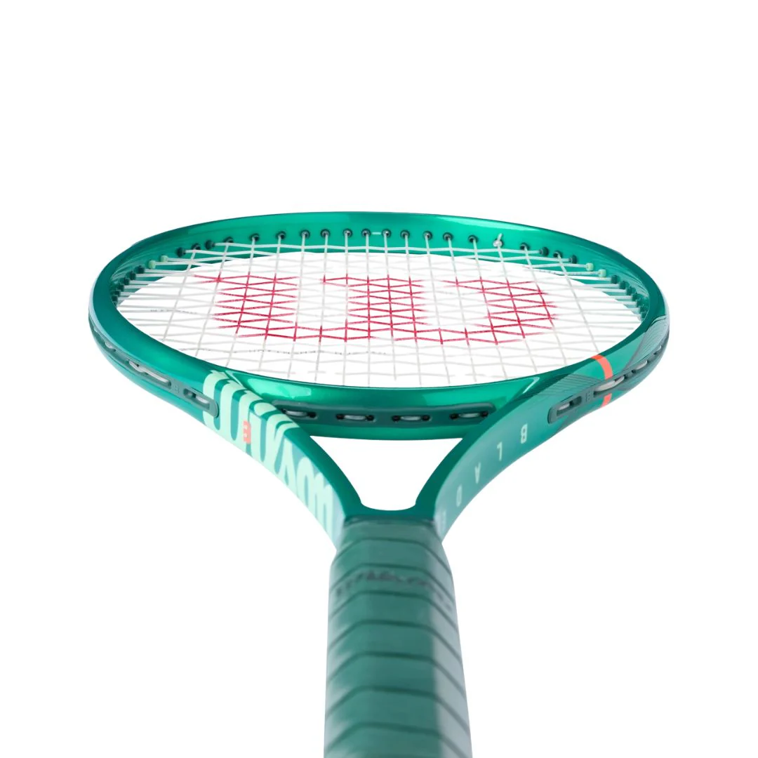 Blade 100L V10 Tennis Racket - Image 6